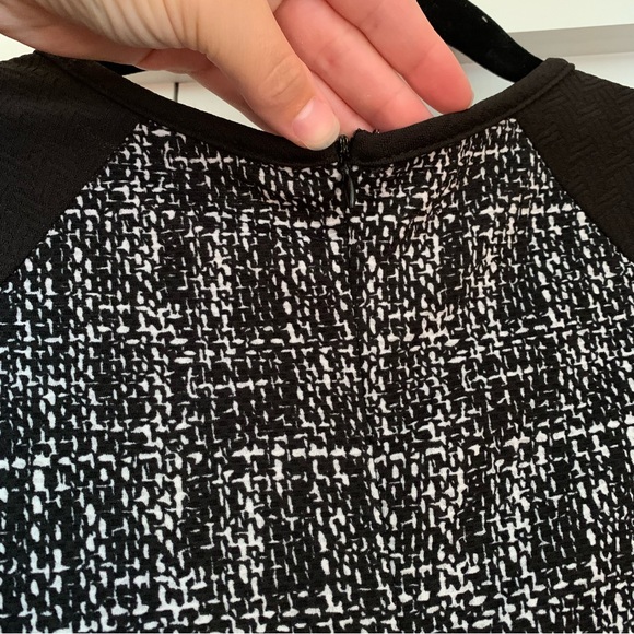 Dress - Picture 10 of 11